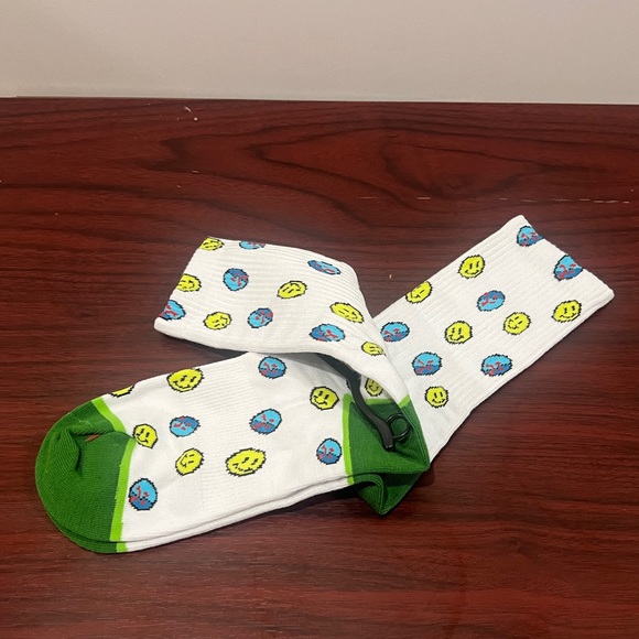 JJ Grant, Crew Socks, Smiley Face - Picture 7 of 7